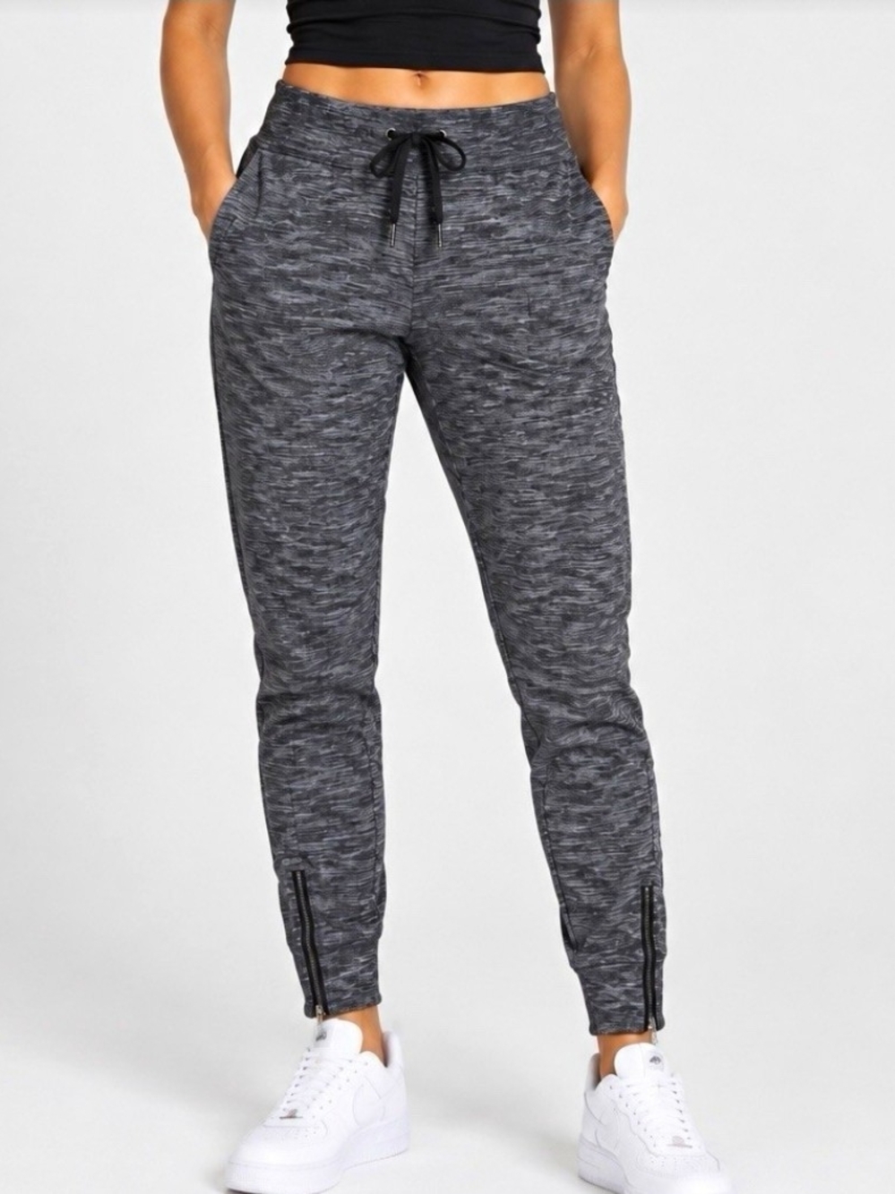 Athleta metro street jogger